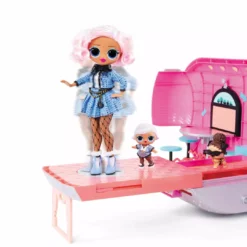 Featured Products LOL Surprise OMG 4-in-1 Glamper Fashion Camper With 55+ Surprises - Metallic Silver