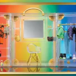 Rainbow High Deluxe Fashion Closet Playset With 400+ Fashion Combinations